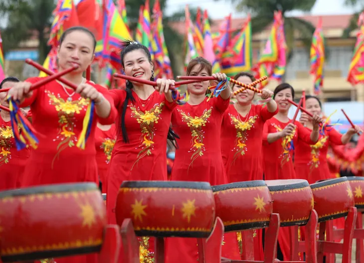 Lễ hội Tịch điền Đọi Sơn 2023: Tái hiện truyền thống Dĩ nông vi bản - Ảnh 6. Lễ hội Tịch điền Đọi Sơn 2023: Tái hiện truyền thống Dĩ nông vi bản - Ảnh 6.