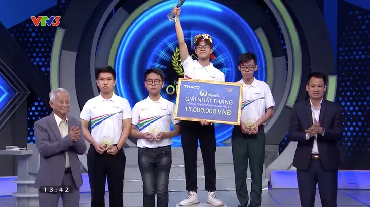 Đường lên đỉnh Olympia 23: Tìm ra chủ nhân vòng nguyệt quế đầu tiên của quý II - Ảnh 2. Đường lên đỉnh Olympia 23: Tìm ra chủ nhân vòng nguyệt quế đầu tiên của quý II - Ảnh 2.
