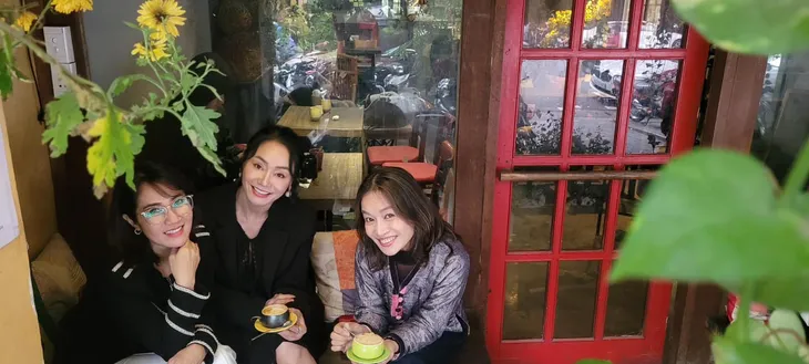 Diễn viên Việt tuần qua: Lã Thanh Huyền đi biển ngày Đông, Đình Tú cực điển trai bên Huyền Lizzie - Ảnh 18. Diễn viên Việt tuần qua: Lã Thanh Huyền đi biển ngày Đông, Đình Tú cực điển trai bên Huyền Lizzie - Ảnh 18.