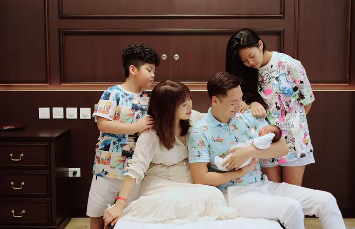Diễn viên Việt tuần qua: Lã Thanh Huyền đi biển ngày Đông, Đình Tú cực điển trai bên Huyền Lizzie - Ảnh 16. Diễn viên Việt tuần qua: Lã Thanh Huyền đi biển ngày Đông, Đình Tú cực điển trai bên Huyền Lizzie - Ảnh 16.