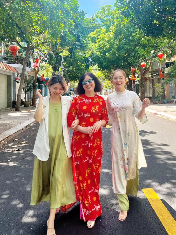Diễn viên Việt tuần qua: Sum vầy bên gia đình ngày Tết - Ảnh 20. Diễn viên Việt tuần qua: Sum vầy bên gia đình ngày Tết - Ảnh 20.