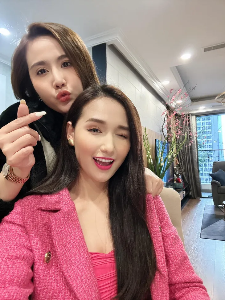 Diễn viên Việt tuần qua: Sum vầy bên gia đình ngày Tết - Ảnh 10. Diễn viên Việt tuần qua: Sum vầy bên gia đình ngày Tết - Ảnh 10.