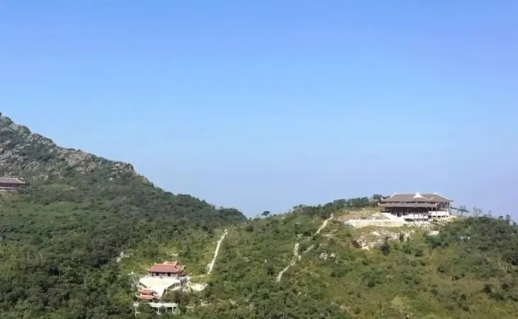 Bắc Giang từng bước khẳng định thương hiệu du lịch Về miền đất thiêng Tây Yên Tử - Ảnh 1. Bắc Giang từng bước khẳng định thương hiệu du lịch Về miền đất thiêng Tây Yên Tử - Ảnh 1.