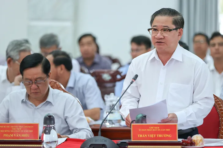 Thủ tướng: Làm bằng được 544 km cao tốc, quyết tâm thay đổi hệ thống giao thông ĐBSCL trong nhiệm kỳ này - Ảnh 4. Thủ tướng: Làm bằng được 544 km cao tốc, quyết tâm thay đổi hệ thống giao thông ĐBSCL trong nhiệm kỳ này - Ảnh 4.