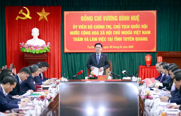 Chủ tịch Quốc hội Vương Đình Huệ làm việc với cán bộ chủ chốt tỉnh Tuyên Quang - Ảnh 3. Chủ tịch Quốc hội Vương Đình Huệ làm việc với cán bộ chủ chốt tỉnh Tuyên Quang - Ảnh 3.