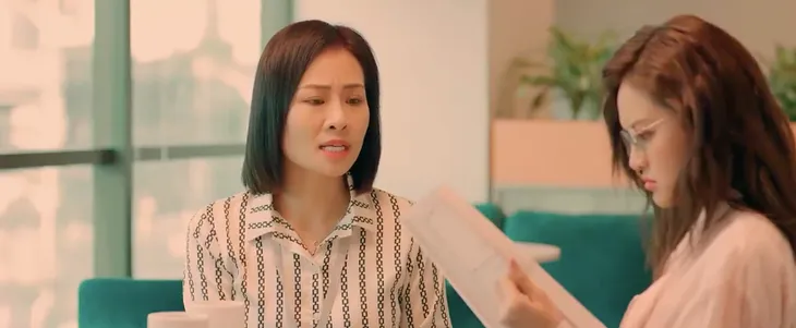 Đừng nói khi yêu - Tập 1: Ly gặp phải sếp hãm, liên tiếp bị chơi xấu - Ảnh 34. Đừng nói khi yêu - Tập 1: Ly gặp phải sếp hãm, liên tiếp bị chơi xấu - Ảnh 34.