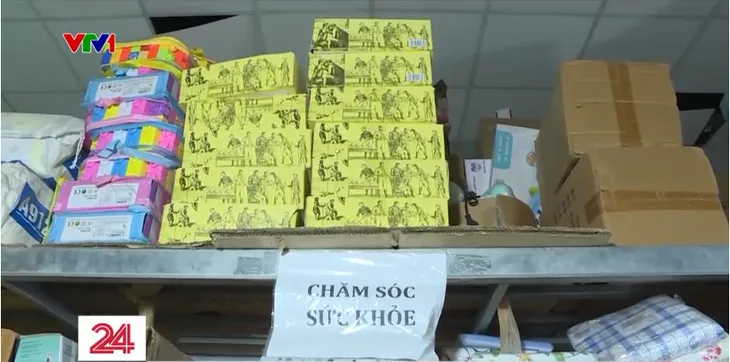 TP Hồ Chí Minh: Tăng cường chống buôn lậu dịp cận Tết - Ảnh 3. TP Hồ Chí Minh: Tăng cường chống buôn lậu dịp cận Tết - Ảnh 3.