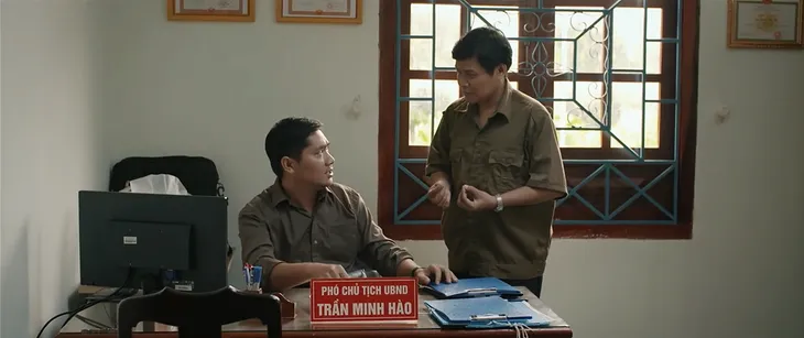Mẹ rơm - Tập 38: Phó Chủ tịch Hào sắp bị lộ thân phận là cha đẻ của Hạt Dẻ? - Ảnh 6. Mẹ rơm - Tập 38: Phó Chủ tịch Hào sắp bị lộ thân phận là cha đẻ của Hạt Dẻ? - Ảnh 6.
