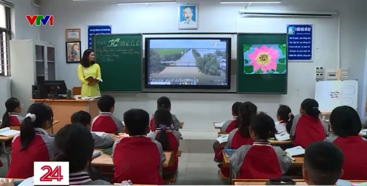 Ứng dụng công nghệ thông tin trong giảng dạy chương trình mới - Ảnh 1. Ứng dụng công nghệ thông tin trong giảng dạy chương trình mới - Ảnh 1.