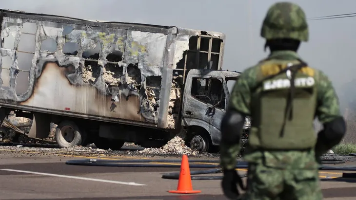 Mexico: Ít nhất 29 người thiệt mạng liên quan tới vụ bắt giữ con trai trùm ma túy “El Chapo” - Ảnh 1. Mexico: Ít nhất 29 người thiệt mạng liên quan tới vụ bắt giữ con trai trùm ma túy “El Chapo” - Ảnh 1.