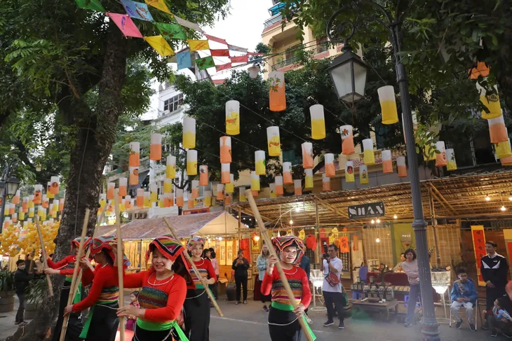 Thời tiết Tết Nguyên đán có khả năng không quá rét - Ảnh 1. Thời tiết Tết Nguyên đán có khả năng không quá rét - Ảnh 1.