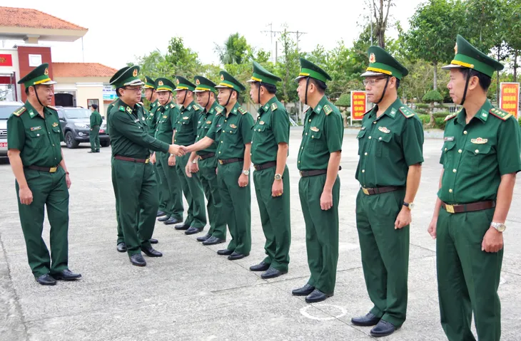 Gắn kết giữa chính quyền, nhân dân và bộ đội biên phòng trên địa bàn Cà Mau - Ảnh 3. Gắn kết giữa chính quyền, nhân dân và bộ đội biên phòng trên địa bàn Cà Mau - Ảnh 3.
