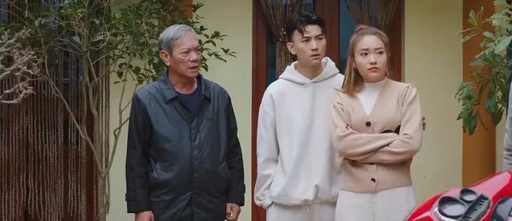 Phim mới Dưới bóng cây hạnh phúc gửi gắm thông điệp giữ gìn hạnh phúc gia đình - Ảnh 6. Phim mới Dưới bóng cây hạnh phúc gửi gắm thông điệp giữ gìn hạnh phúc gia đình - Ảnh 6.