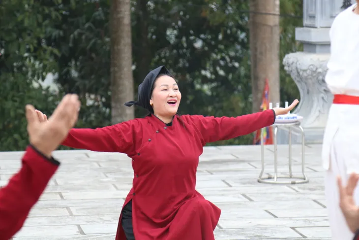 Phường xoan An Thái: Sáng là nông dân, tối thành nghệ nhân - Ảnh 2. Phường xoan An Thái: Sáng là nông dân, tối thành nghệ nhân - Ảnh 2.