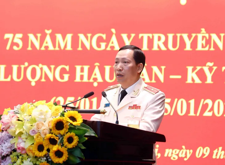 Thủ tướng dự kỷ niệm Ngày truyền thống lực lượng hậu cần-kỹ thuật CAND - Ảnh 3. Thủ tướng dự kỷ niệm Ngày truyền thống lực lượng hậu cần-kỹ thuật CAND - Ảnh 3.