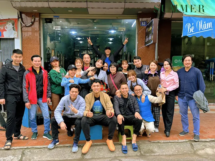 Cặp đôi chính chia tay Dưới bóng cây hạnh phúc - Ảnh 3. Cặp đôi chính chia tay Dưới bóng cây hạnh phúc - Ảnh 3.