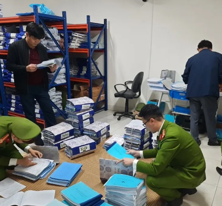 Khám xét khẩn cấp Trung tâm Đăng kiểm xe cơ giới 34-05D tại Hải Dương - Ảnh 1. Khám xét khẩn cấp Trung tâm Đăng kiểm xe cơ giới 34-05D tại Hải Dương - Ảnh 1.