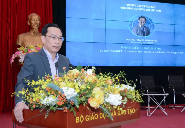 Với ChatGPT, Bộ GD&ĐT sẽ có những chính sách lâu dài và kịp thời - Ảnh 1. Với ChatGPT, Bộ GD&ĐT sẽ có những chính sách lâu dài và kịp thời - Ảnh 1.