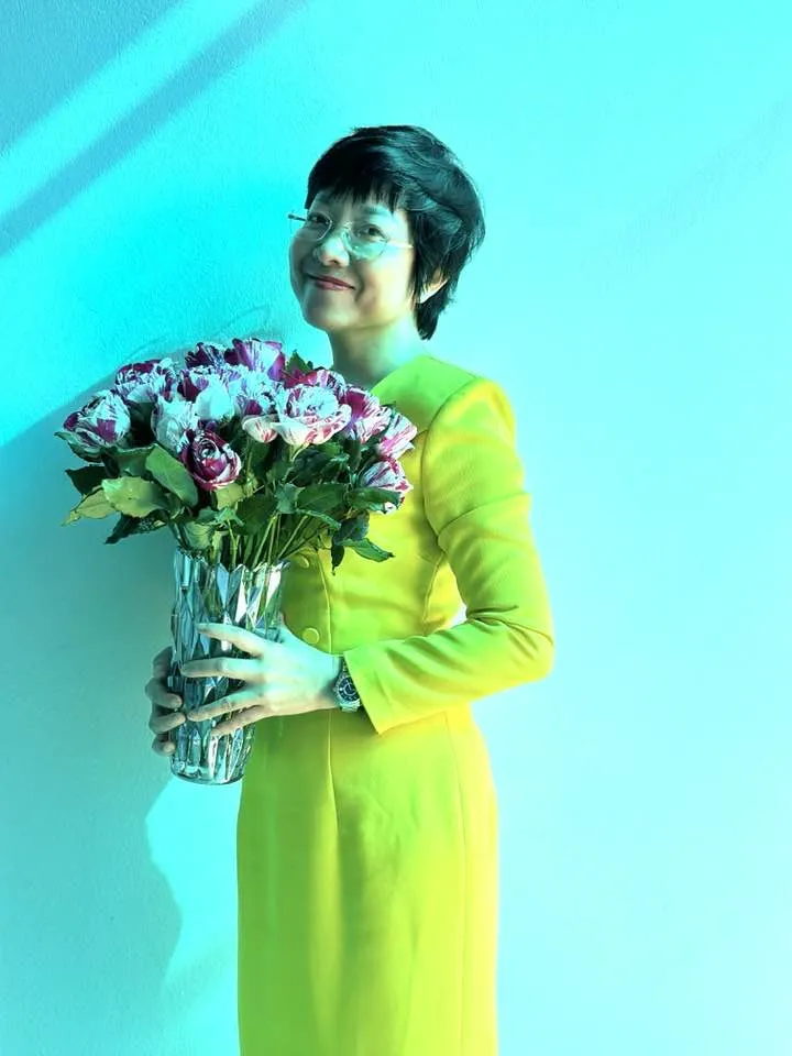 Đỗ Mỹ Linh dự đoán nhận quà Valentine là nhẫn kim cương, Ngô Thanh Vân bối rối trước dịp lễ Tình nhân - Ảnh 10. Đỗ Mỹ Linh dự đoán nhận quà Valentine là nhẫn kim cương, Ngô Thanh Vân bối rối trước dịp lễ Tình nhân - Ảnh 10.