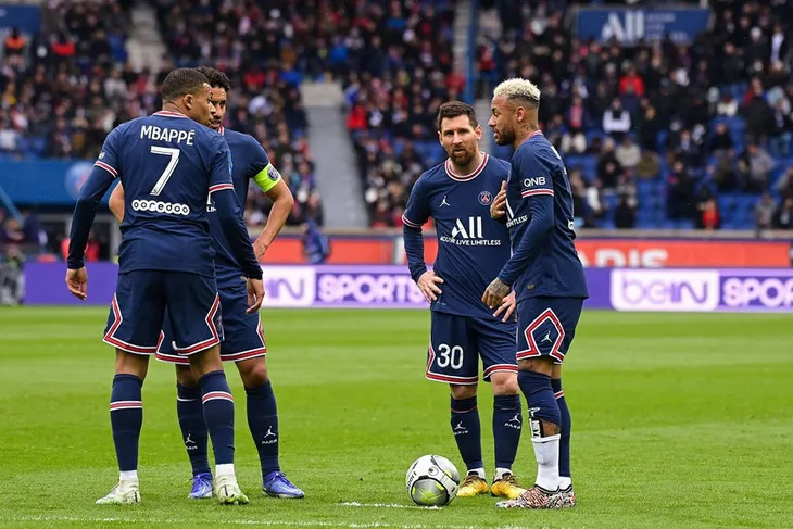 Paris Saint Germain đón tin vui từ Mbappe và Messi - Ảnh 1. Paris Saint Germain đón tin vui từ Mbappe và Messi - Ảnh 1.