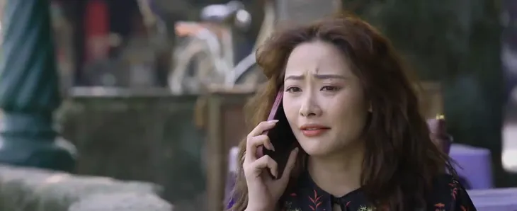 Dưới bóng cây hạnh phúc - Tập 15: Hết đường trốn nợ, vợ chồng Danh về nhà bám chị dâu - Ảnh 2. Dưới bóng cây hạnh phúc - Tập 15: Hết đường trốn nợ, vợ chồng Danh về nhà bám chị dâu - Ảnh 2.