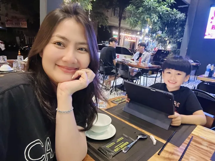 Sao Việt ngày 15/2: Quỳnh Nga tuyên bố bất bại ở đấu trường FA, Việt Hương tậu biệt thự mới - Ảnh 3. Sao Việt ngày 15/2: Quỳnh Nga tuyên bố bất bại ở đấu trường FA, Việt Hương tậu biệt thự mới - Ảnh 3.