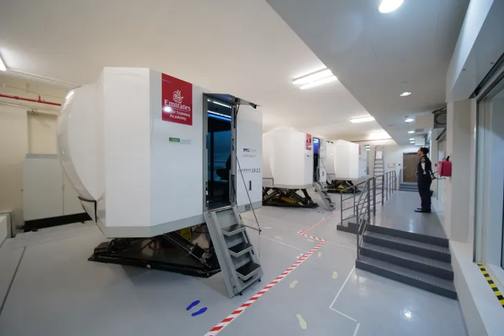 Có gì đặc biệt bên trong Học viện đào tạo phi công của hãng hàng không Emirates? - Ảnh 9. Có gì đặc biệt bên trong Học viện đào tạo phi công của hãng hàng không Emirates? - Ảnh 9.