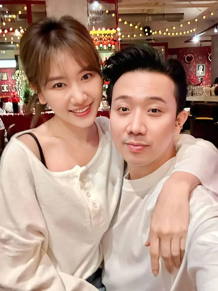 Sao Việt ngày 15/2: Quỳnh Nga tuyên bố bất bại ở đấu trường FA, Việt Hương tậu biệt thự mới - Ảnh 8. Sao Việt ngày 15/2: Quỳnh Nga tuyên bố bất bại ở đấu trường FA, Việt Hương tậu biệt thự mới - Ảnh 8.
