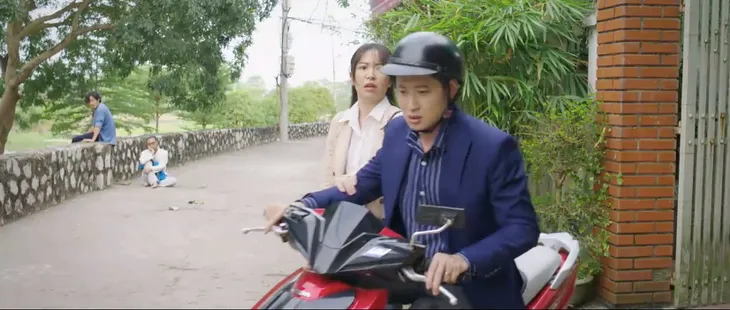 Dưới bóng cây hạnh phúc - Tập 17: Son ấm ức khi bị cả nhà chồng xúm vào ức hiếp - Ảnh 21. Dưới bóng cây hạnh phúc - Tập 17: Son ấm ức khi bị cả nhà chồng xúm vào ức hiếp - Ảnh 21.