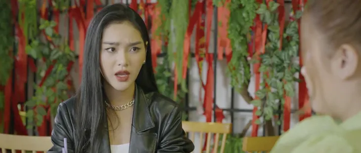 Dưới bóng cây hạnh phúc - Tập 17: Son ấm ức khi bị cả nhà chồng xúm vào ức hiếp - Ảnh 25. Dưới bóng cây hạnh phúc - Tập 17: Son ấm ức khi bị cả nhà chồng xúm vào ức hiếp - Ảnh 25.