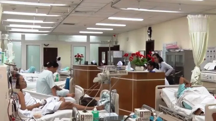 Tính nhân văn của tấm thẻ bảo hiểm y tế - Ảnh 1. Tính nhân văn của tấm thẻ bảo hiểm y tế - Ảnh 1.