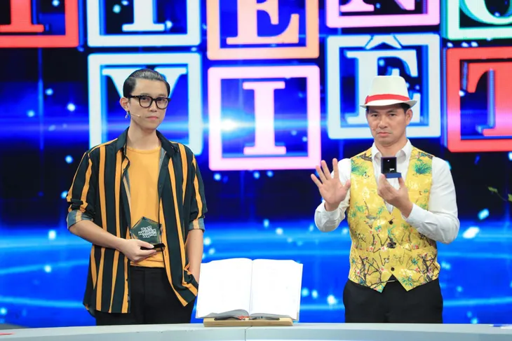 Xuất hiện người chơi soán ngôi Vua Tiếng Việt của Quang Minh Oplus - Ảnh 3. Xuất hiện người chơi soán ngôi Vua Tiếng Việt của Quang Minh Oplus - Ảnh 3.