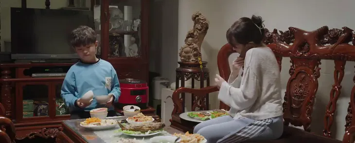 Dưới bóng cây hạnh phúc - Tập 18: Nước mắt của nàng dâu sống chung với bố chồng - Ảnh 4. Dưới bóng cây hạnh phúc - Tập 18: Nước mắt của nàng dâu sống chung với bố chồng - Ảnh 4.