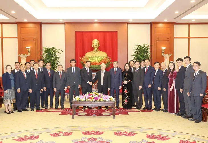Tổng Bí thư: Việt Nam luôn coi trọng mối quan hệ đặc biệt thủy chung với Lào - Ảnh 3. Tổng Bí thư: Việt Nam luôn coi trọng mối quan hệ đặc biệt thủy chung với Lào - Ảnh 3.