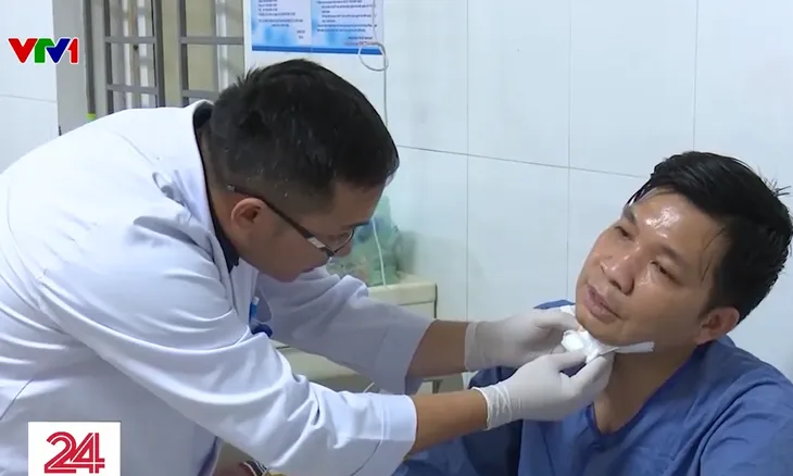 Khó thở, áp xe sau nhổ răng tại cơ sở nha khoa tư nhân - Ảnh 2. Khó thở, áp xe sau nhổ răng tại cơ sở nha khoa tư nhân - Ảnh 2.