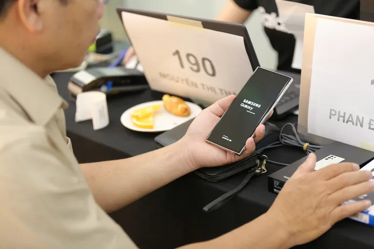 Galaxy S23 Series mở bán tại Việt Nam - Ảnh 1. Galaxy S23 Series mở bán tại Việt Nam - Ảnh 1.