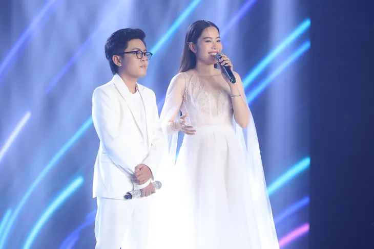 Thần tượng đối thần tượng: Queen chính thức tháo mặt nạ, không ngoài dự đoán chính là Nam Em - Ảnh 5. Thần tượng đối thần tượng: Queen chính thức tháo mặt nạ, không ngoài dự đoán chính là Nam Em - Ảnh 5.