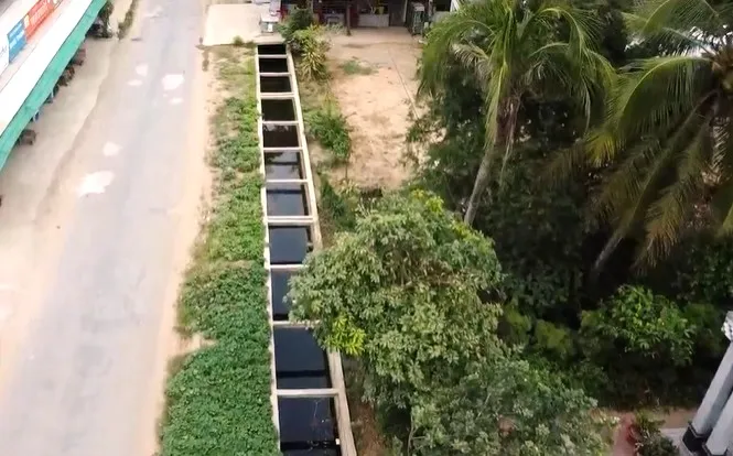Cống thủy lợi không nắp đậy bẫy người đi đường - Ảnh 3. Cống thủy lợi không nắp đậy bẫy người đi đường - Ảnh 3.