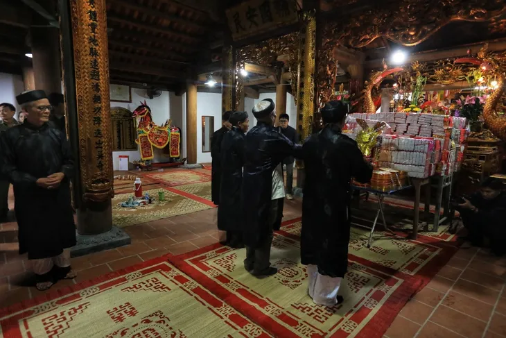 Hà Nội: Độc đáo lễ hội xin lửa đầu năm - Ảnh 1. Hà Nội: Độc đáo lễ hội xin lửa đầu năm - Ảnh 1.