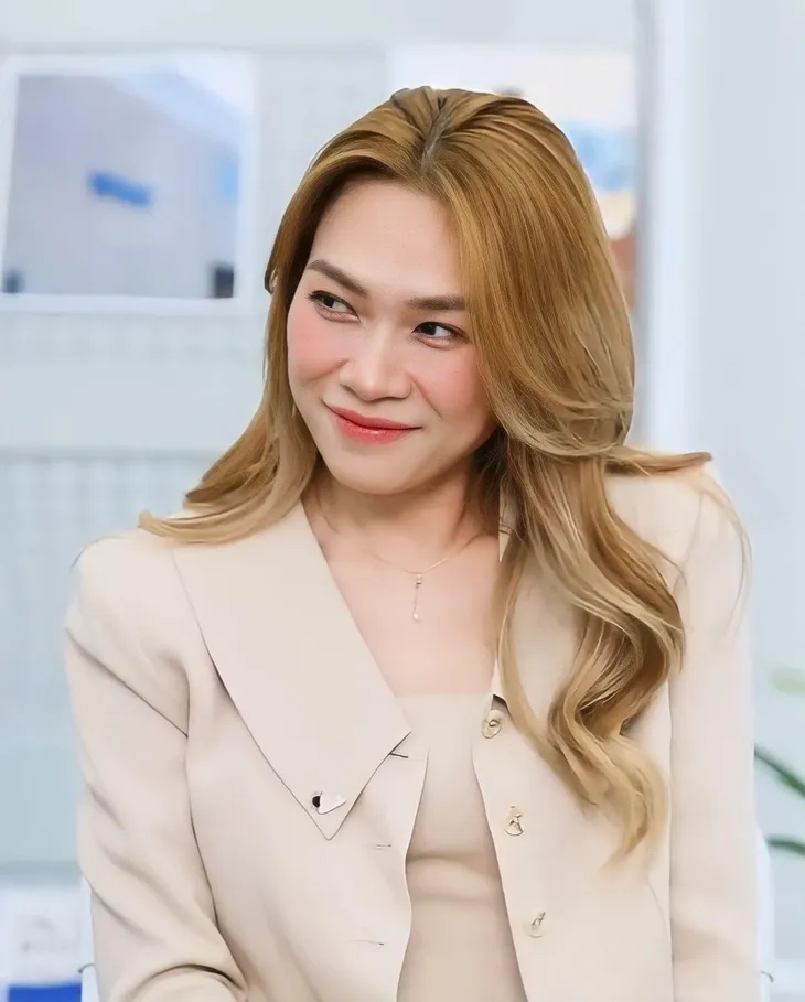 Sao Việt ngày 20/2: Mỹ Tâm ra phim vào tháng 4, Diễm My 6X và ông xã kỷ niệm 29 năm cưới - Ảnh 1. Sao Việt ngày 20/2: Mỹ Tâm ra phim vào tháng 4, Diễm My 6X và ông xã kỷ niệm 29 năm cưới - Ảnh 1.