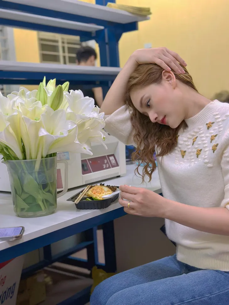 Diễn viên Việt tuần qua: Việt Anh đăng ảnh cùng Hồng Diễm dịp Valentine, Thu Quỳnh đi Nhật cùng gia đình - Ảnh 5. Diễn viên Việt tuần qua: Việt Anh đăng ảnh cùng Hồng Diễm dịp Valentine, Thu Quỳnh đi Nhật cùng gia đình - Ảnh 5.