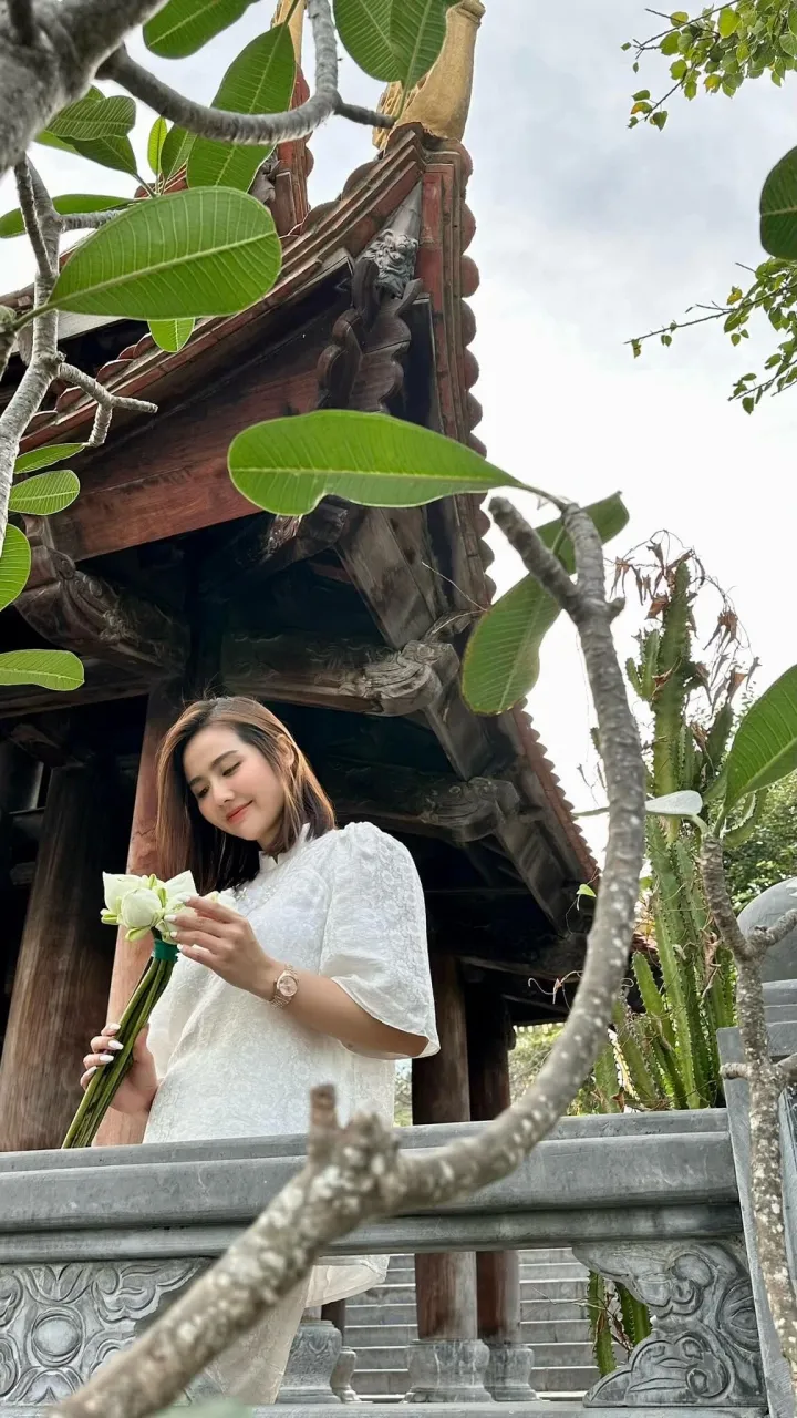 Sao Việt ngày 21/2: MC Thảo Vân khoe con trai lớn bảnh bao, Nhà bà Nữ xuất ngoại - Ảnh 3. Sao Việt ngày 21/2: MC Thảo Vân khoe con trai lớn bảnh bao, Nhà bà Nữ xuất ngoại - Ảnh 3.