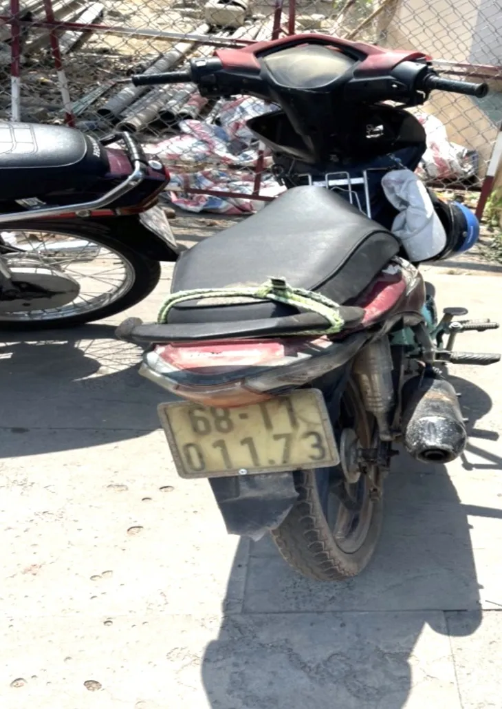 Đâm tử vong bạn nhậu, cướp tài sản - Ảnh 2. Đâm tử vong bạn nhậu, cướp tài sản - Ảnh 2.