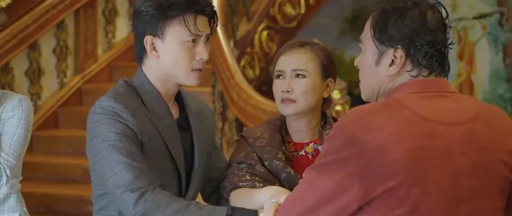 Dưới bóng cây hạnh phúc - Tập 21: Gạt bỏ sĩ diện, Danh nhờ Đạt nói đỡ với bố vợ để không phải ly hôn - Ảnh 4. Dưới bóng cây hạnh phúc - Tập 21: Gạt bỏ sĩ diện, Danh nhờ Đạt nói đỡ với bố vợ để không phải ly hôn - Ảnh 4.