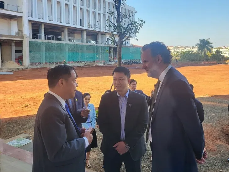 Nâng cao chất lượng khám chữa bệnh khu vực Tây Nguyên - Ảnh 3. Nâng cao chất lượng khám chữa bệnh khu vực Tây Nguyên - Ảnh 3.