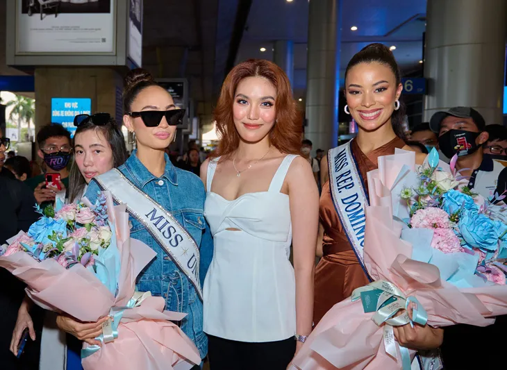 Đương kim Hoa hậu Hoàn vũ đến Việt Nam - Ảnh 3. Đương kim Hoa hậu Hoàn vũ đến Việt Nam - Ảnh 3.