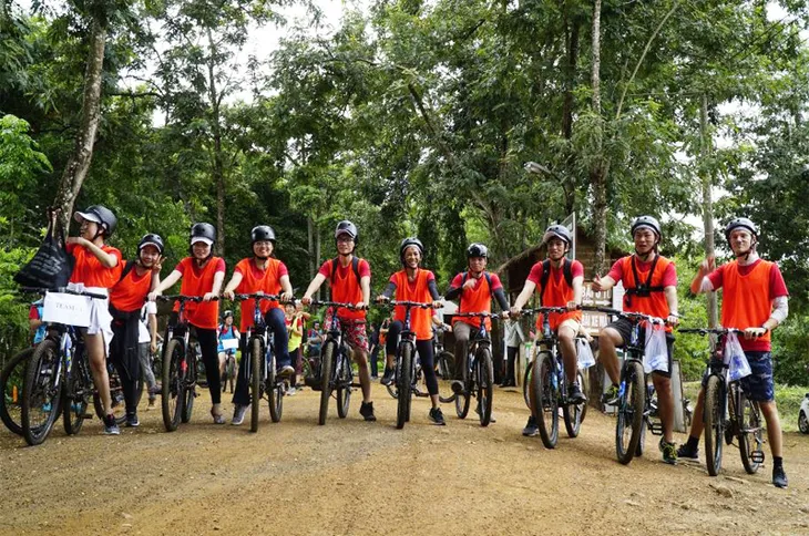 Trải nghiệm 42 tour du lịch thú vị trong Lễ hội Cà phê Buôn Ma Thuột - Ảnh 2. Trải nghiệm 42 tour du lịch thú vị trong Lễ hội Cà phê Buôn Ma Thuột - Ảnh 2.