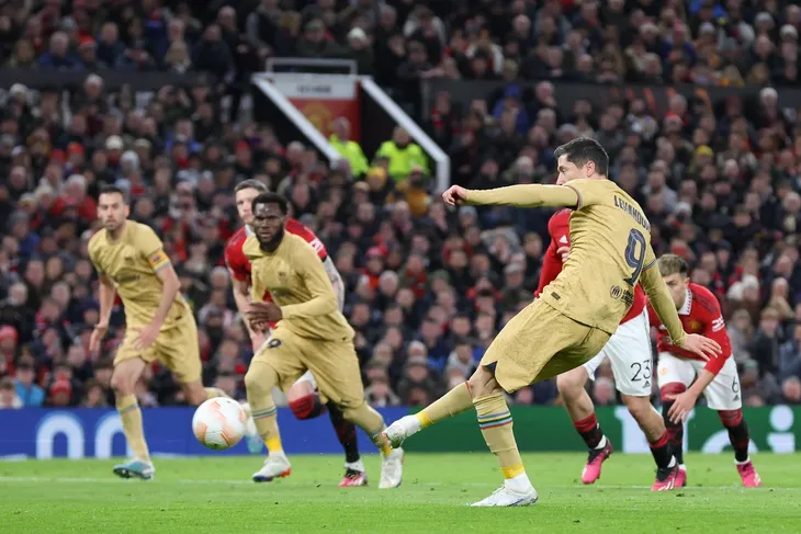 Đánh bại Barcelona, Man Utd vào vòng 1/8 Europa League - Ảnh 2. Đánh bại Barcelona, Man Utd vào vòng 1/8 Europa League - Ảnh 2.