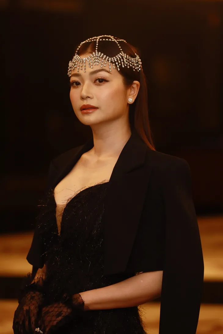 Gia đình mình vui bất thình lình: 3 nữ chính đọ sắc trong họp báo ra mắt - Ảnh 3. Gia đình mình vui bất thình lình: 3 nữ chính đọ sắc trong họp báo ra mắt - Ảnh 3.