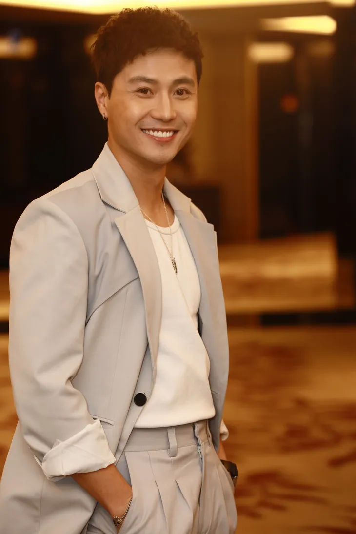 Gia đình mình vui bất thình lình: 3 nữ chính đọ sắc trong họp báo ra mắt - Ảnh 4. Gia đình mình vui bất thình lình: 3 nữ chính đọ sắc trong họp báo ra mắt - Ảnh 4.